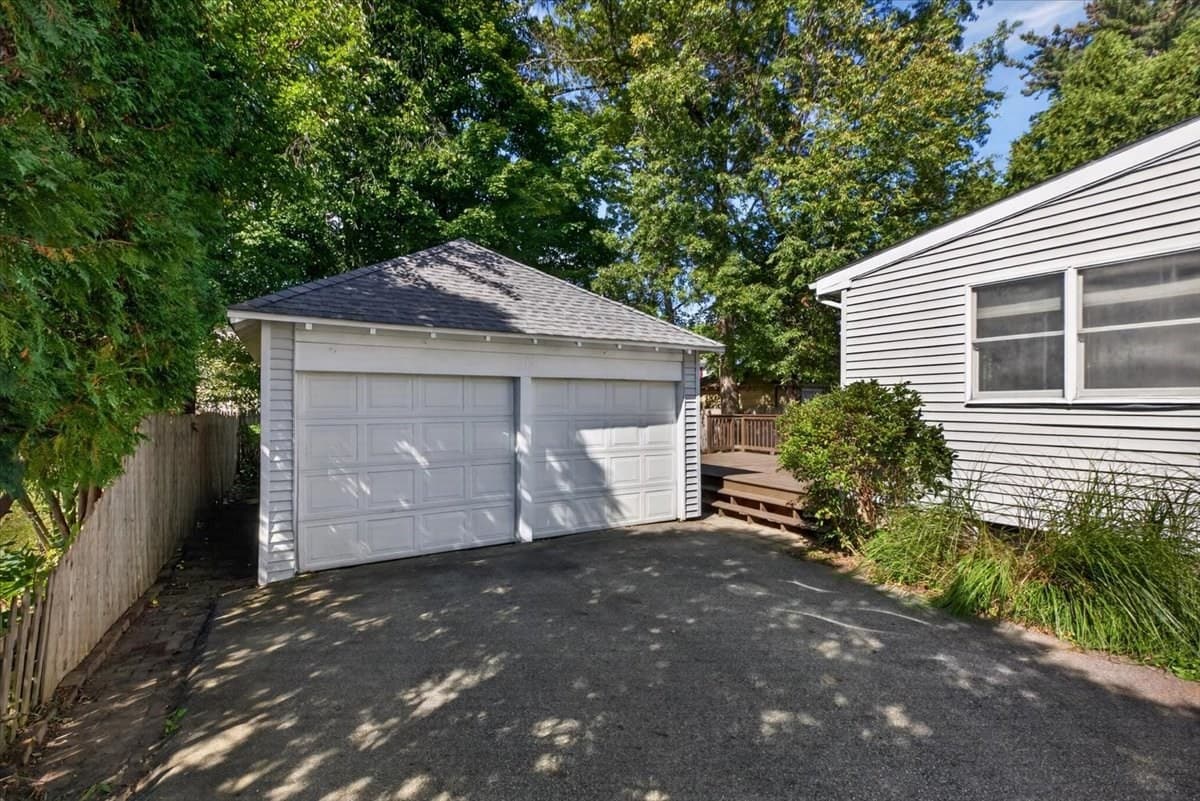 Single Family Residence at 26 Homecrest St, Longmeadow MA 01106, photo 35 of 38