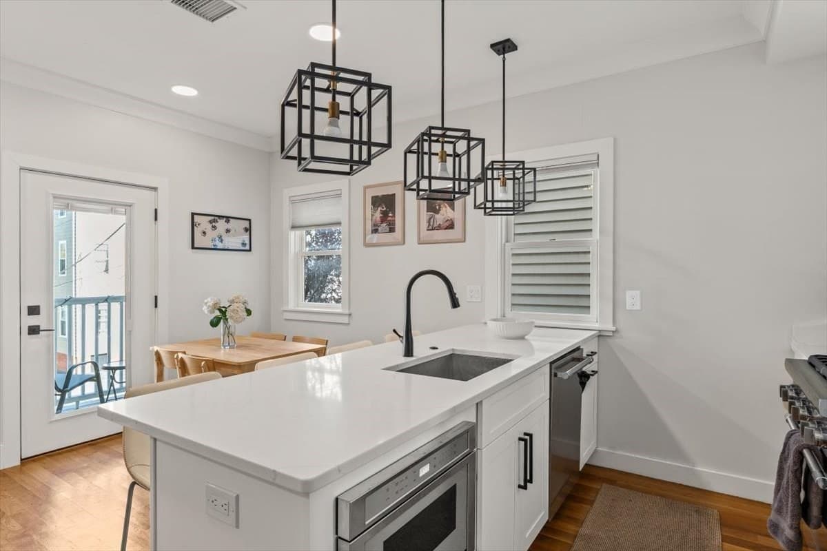 Condominium at 246 Athens Street # 1, Boston MA 02127, Boston, photo 10 of 25
