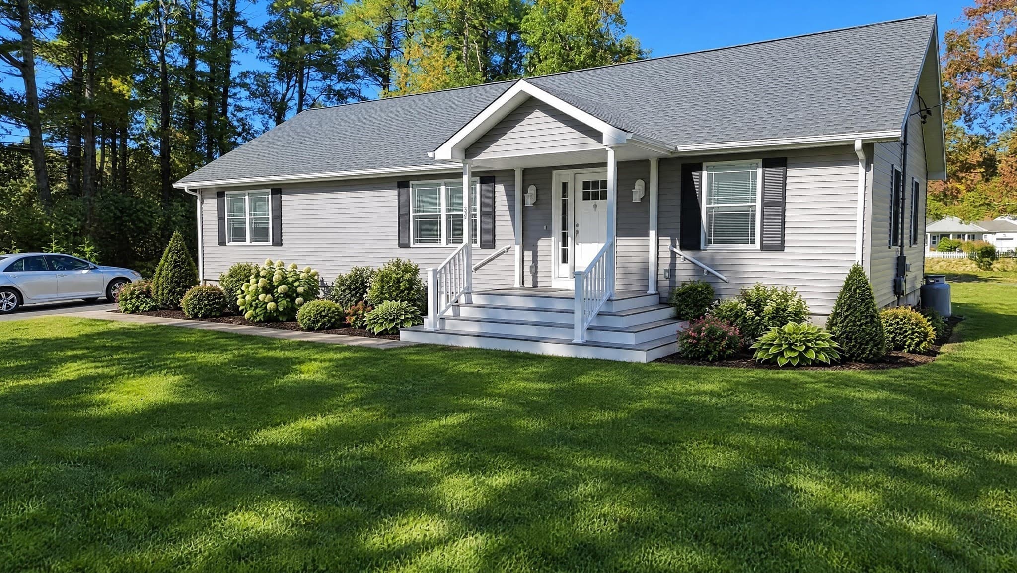 337 Lucy Little Rd, Dartmouth MA 02747