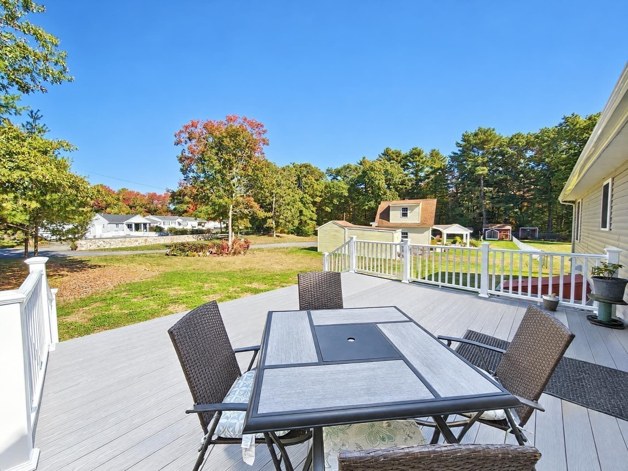Single Family Residence at 337 Lucy Little Rd, Dartmouth MA 02747, Dartmouth, photo 8 of 29