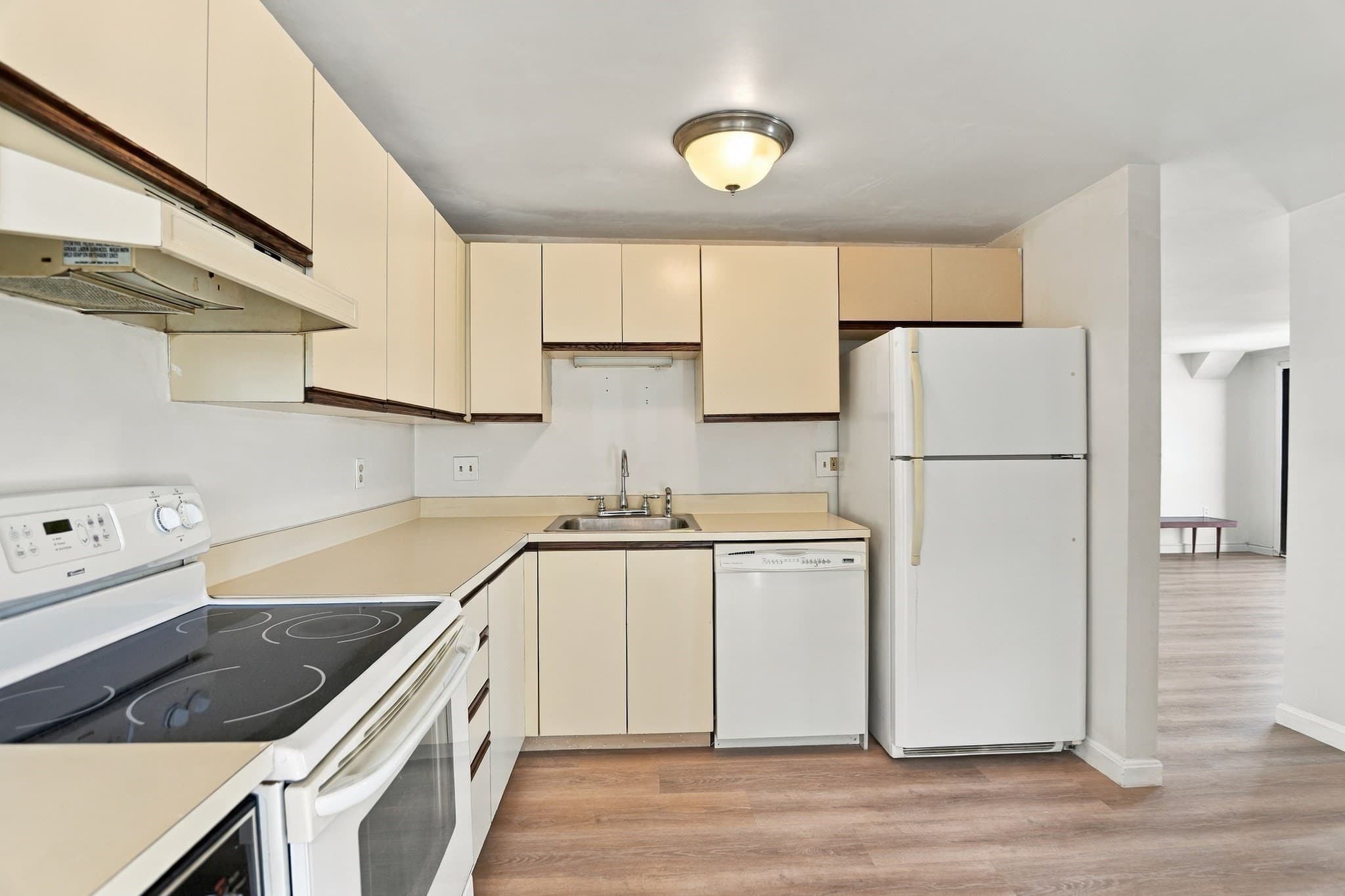 Condominium at 8 Ninth Street # 516, Medford MA 02155, photo 13 of 36