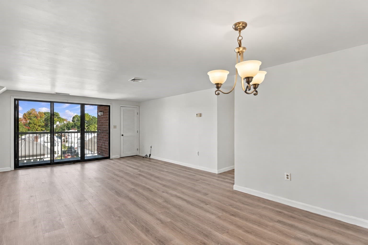 Condominium at 8 Ninth Street # 516, Medford MA 02155, photo 8 of 36