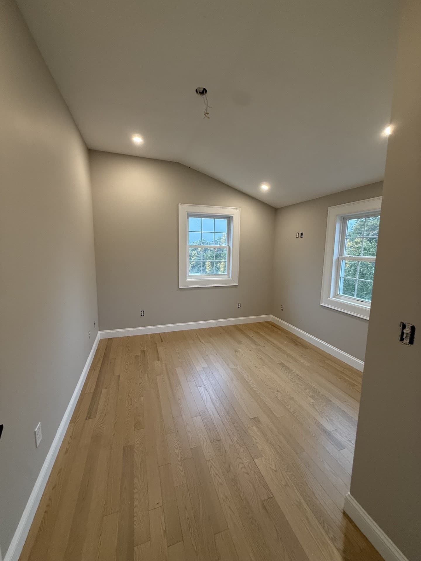 Single Family Residence at 40 Brooks Pond Rd, Spencer MA 01562, photo 23 of 40