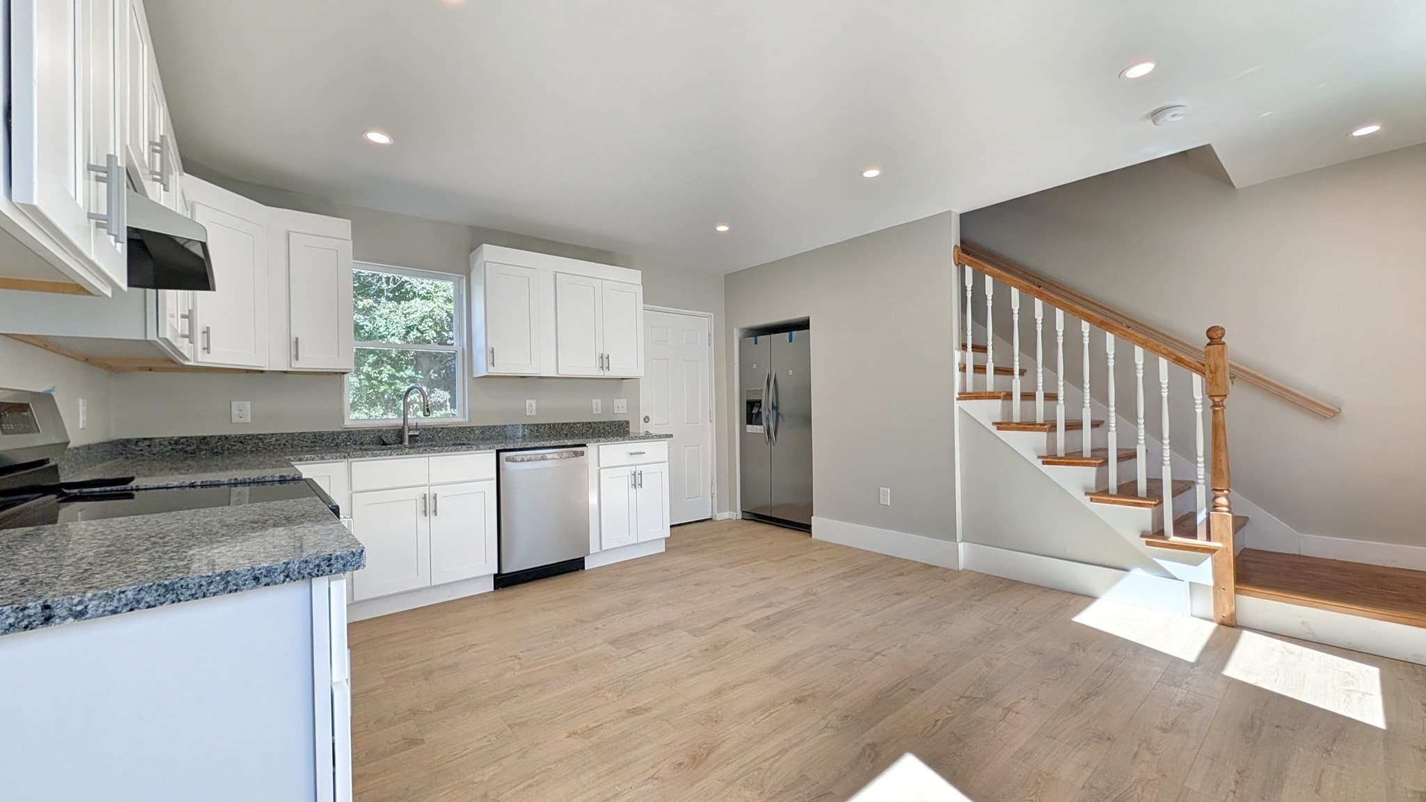 Condominium at 603 Woburn St # 2, Wilmington MA 01887, Wilmington, photo 2 of 12
