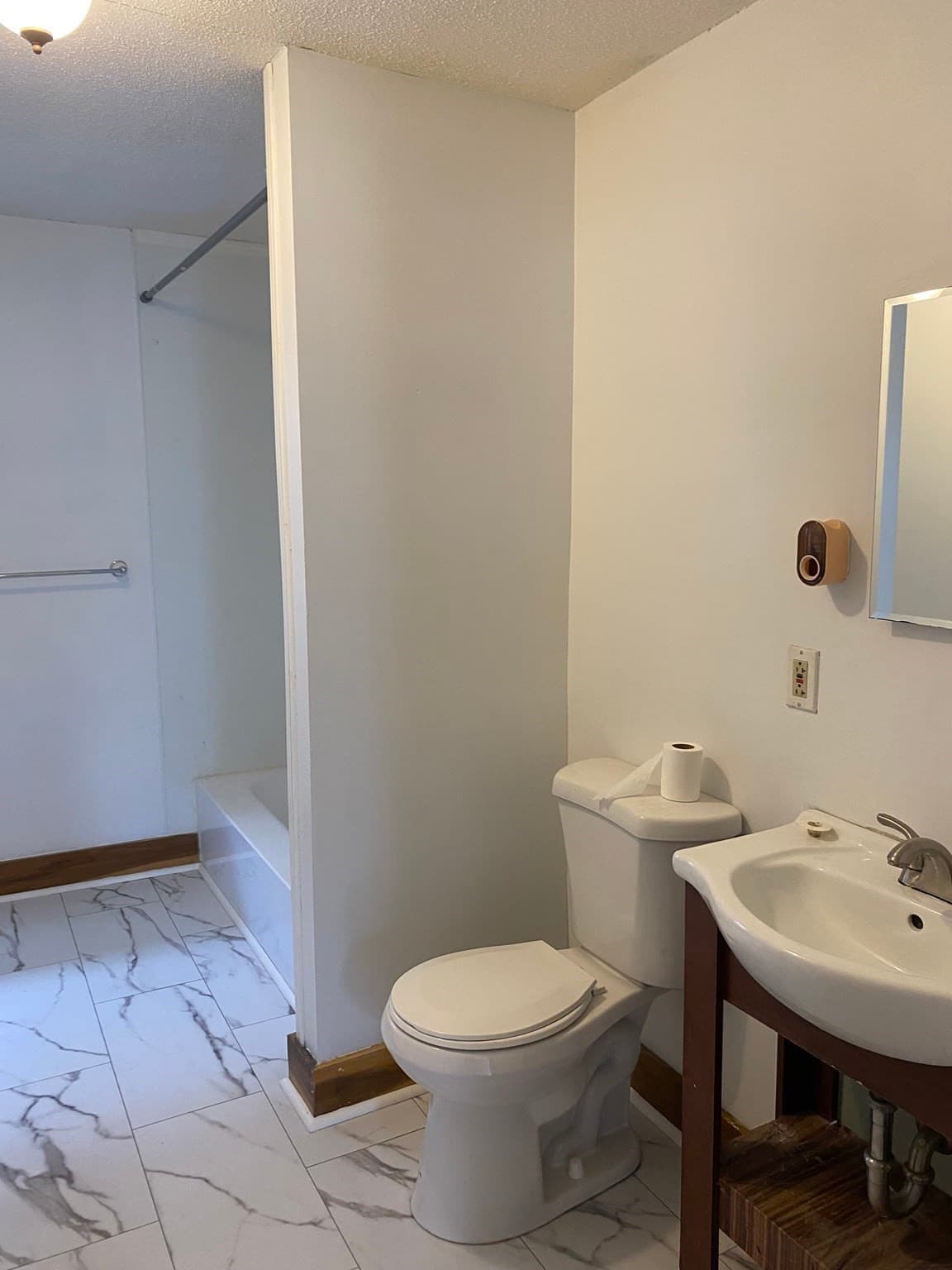 Condominium at 177 Nashua Street # 6, Fall River MA 02721, photo 5 of 9