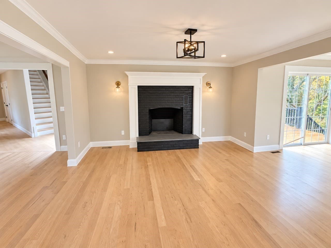 Single Family Residence at 40 Brooks Pond Rd, Spencer MA 01562, photo 7 of 40