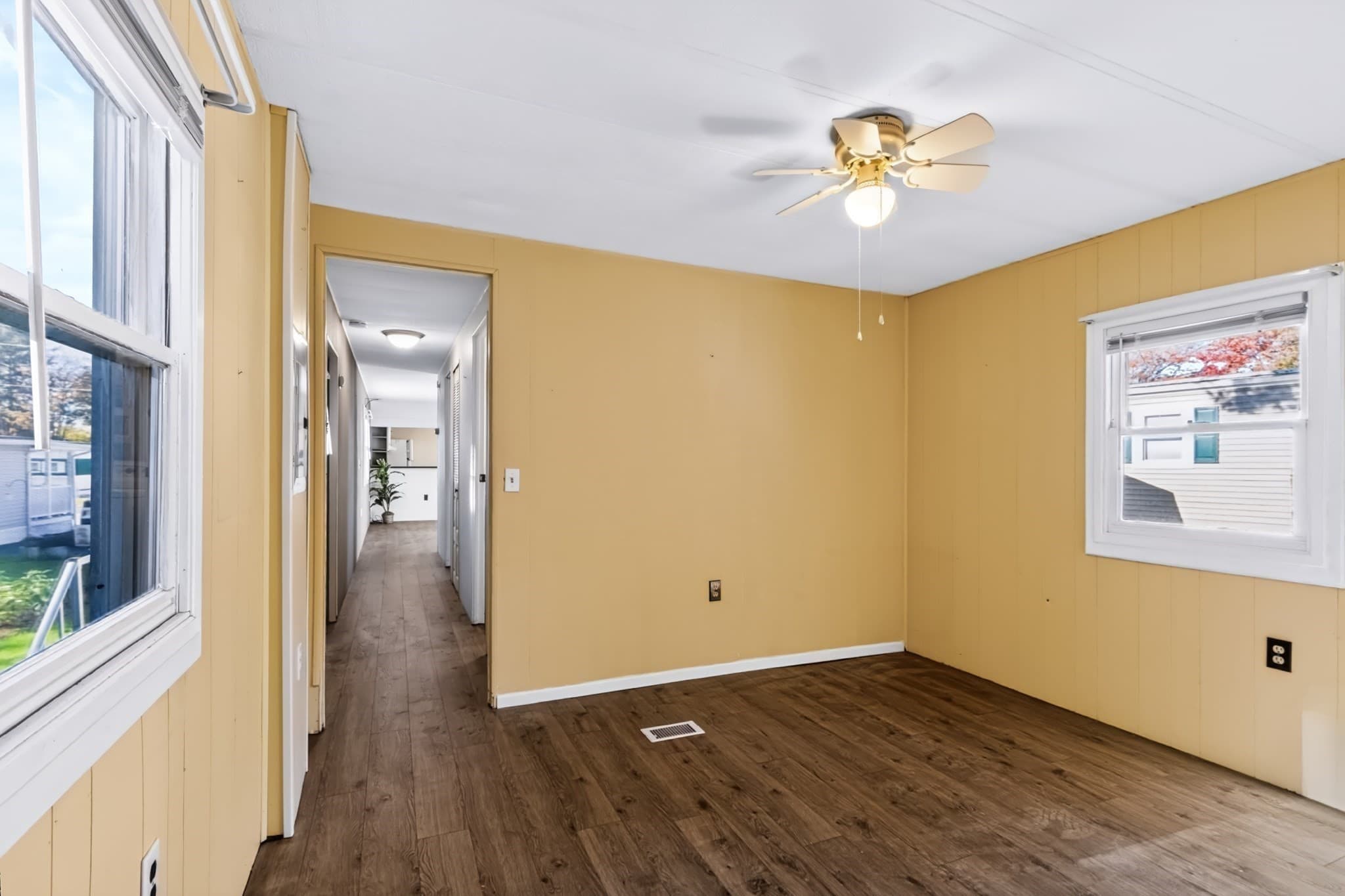 Mobile Home at 47 Clems Way, Acushnet MA 02743, photo 16 of 20