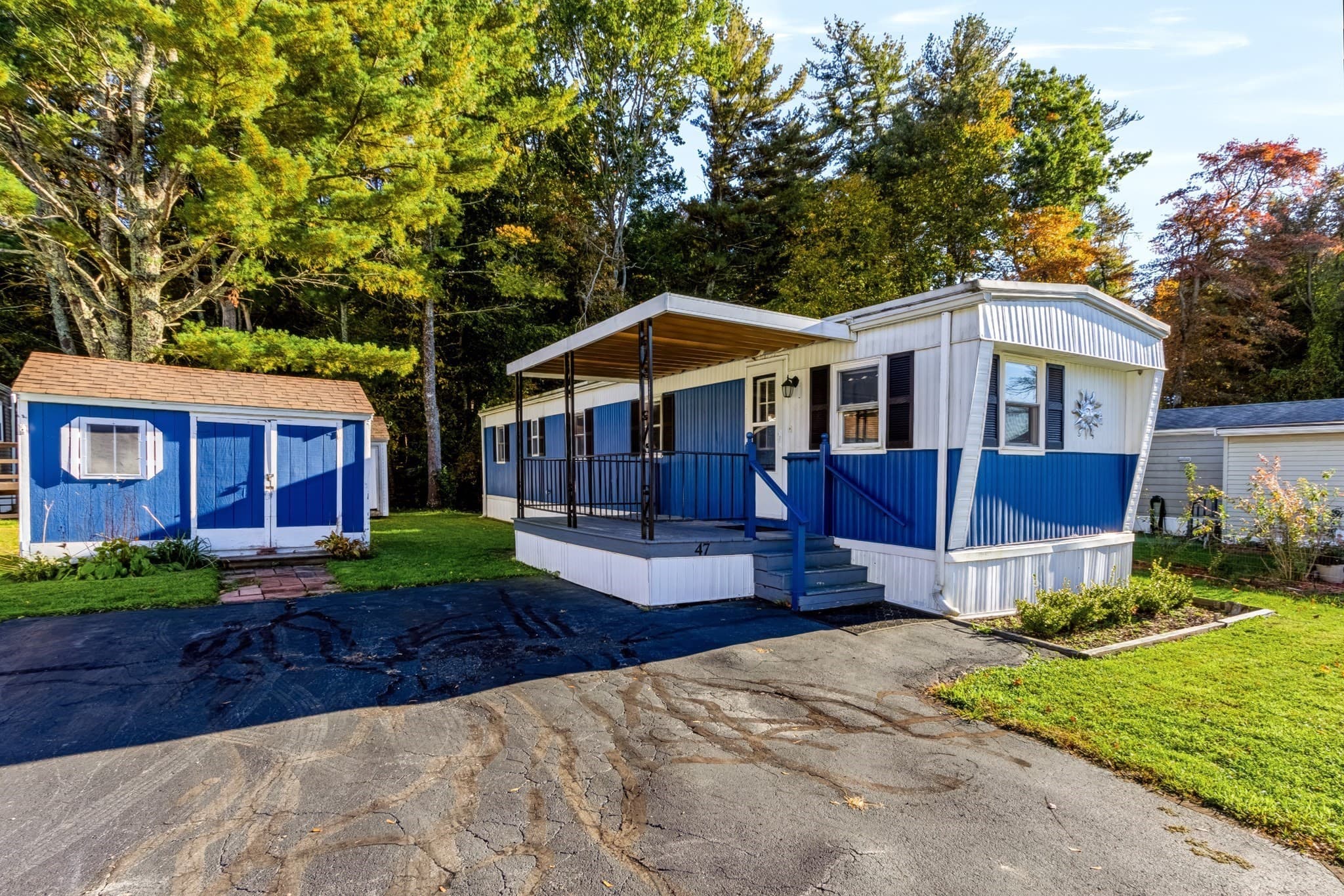 47 Clems Way, Acushnet MA 02743