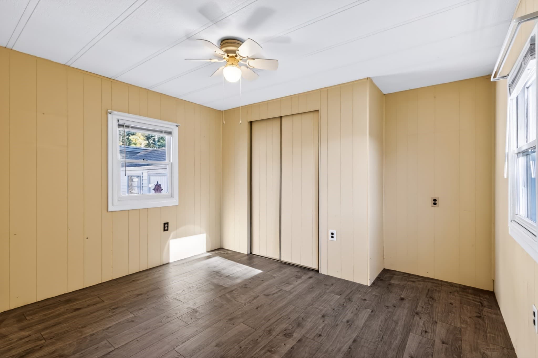 Mobile Home at 47 Clems Way, Acushnet MA 02743, photo 4 of 20
