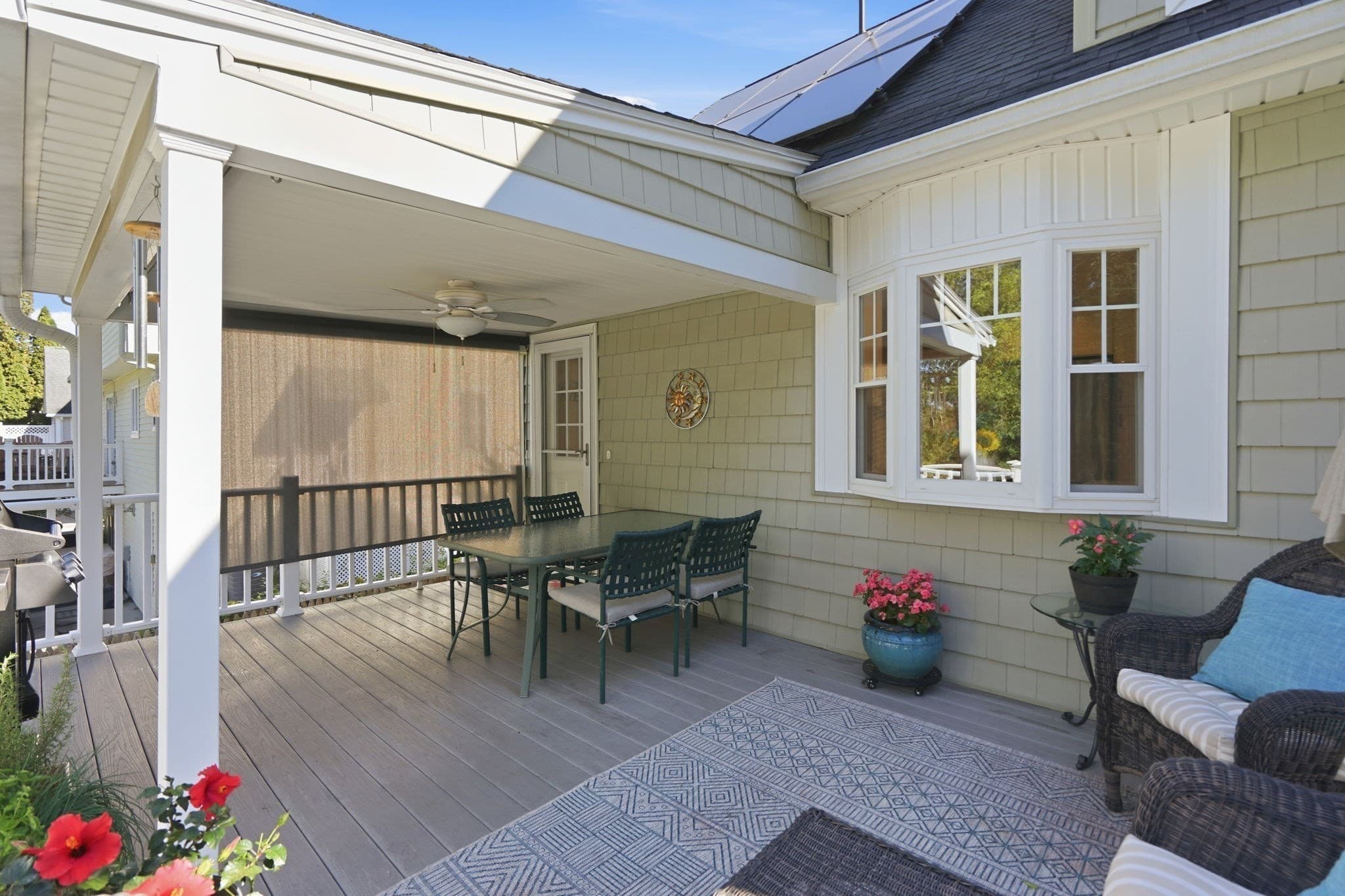 Single Family Residence at 41 Lower Beverly Hls, West Springfield MA 01089, photo 3 of 41