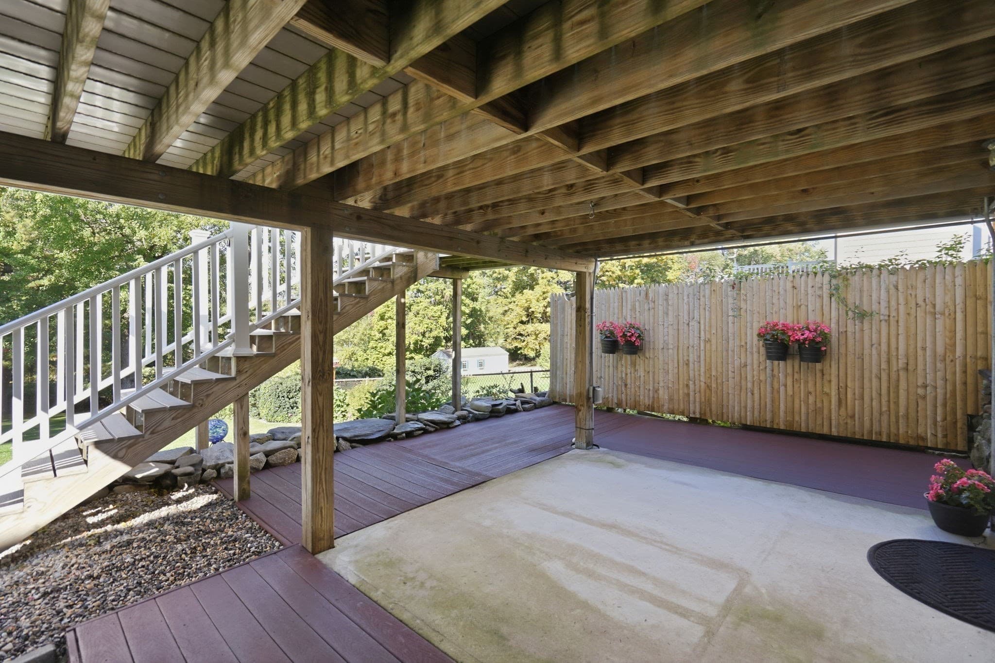 Single Family Residence at 41 Lower Beverly Hls, West Springfield MA 01089, photo 37 of 41