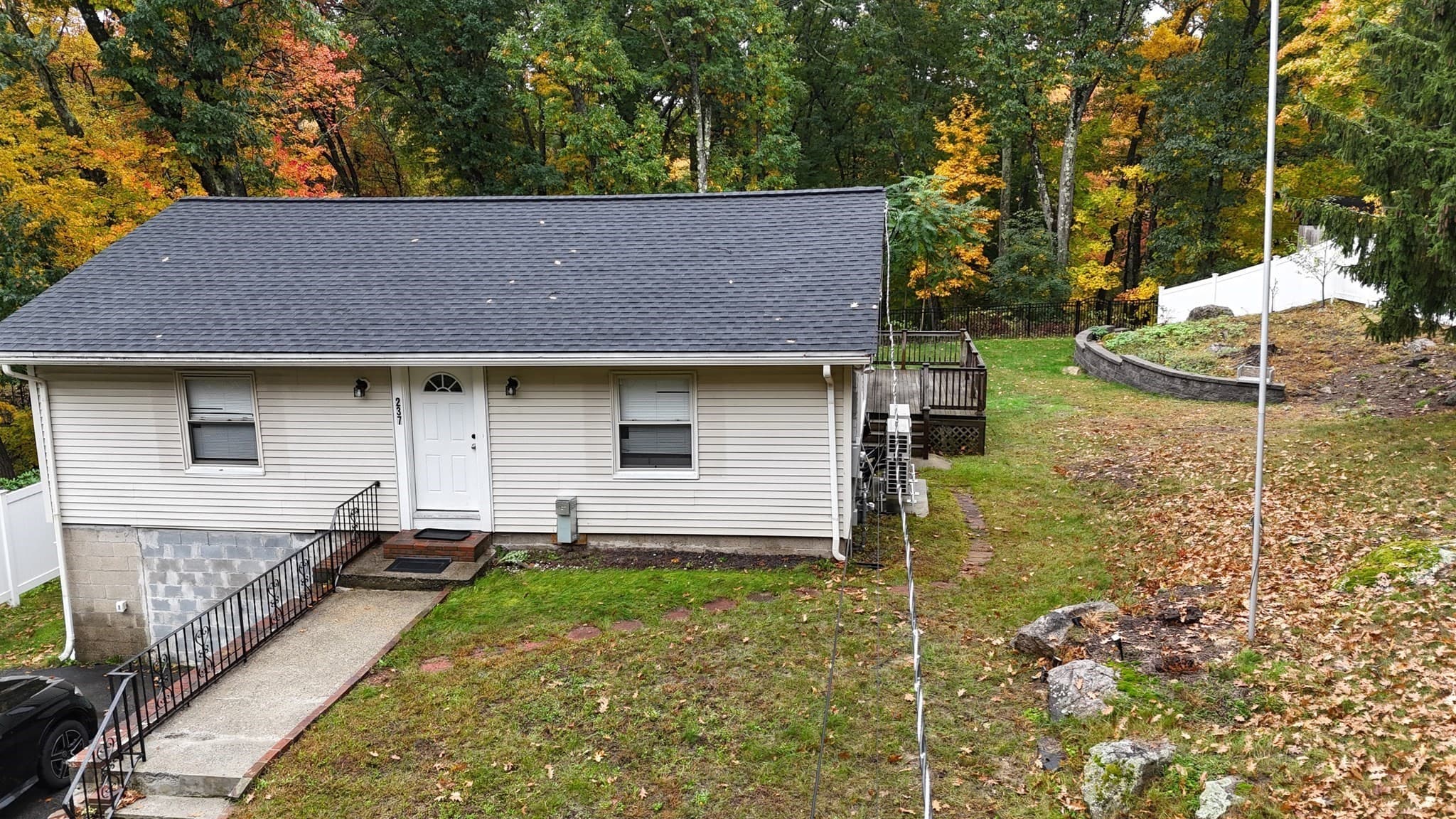 Single Family Residence at 237 River Rd, Tewksbury MA 01876, Tewksbury, photo 2 of 36