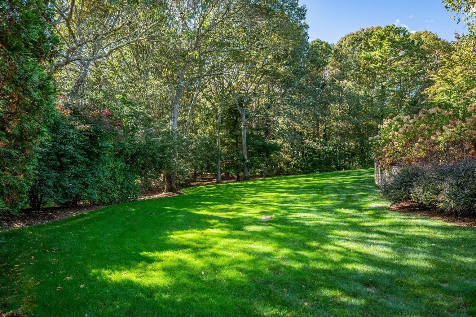 Single Family Residence at 140 Seapuit Road, Barnstable MA 02655, photo 5 of 41
