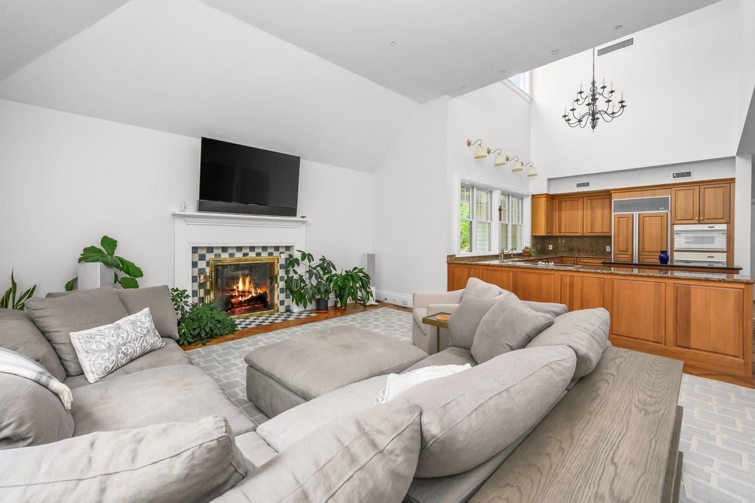 Single Family Residence at 140 Seapuit Road, Barnstable MA 02655, photo 19 of 41
