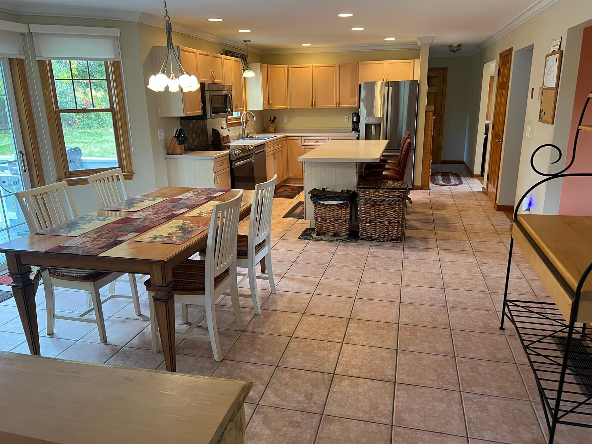 Single Family Residence at 3 Pheasant Hollow, West Newbury MA 01985, West Newbury, photo 6 of 16