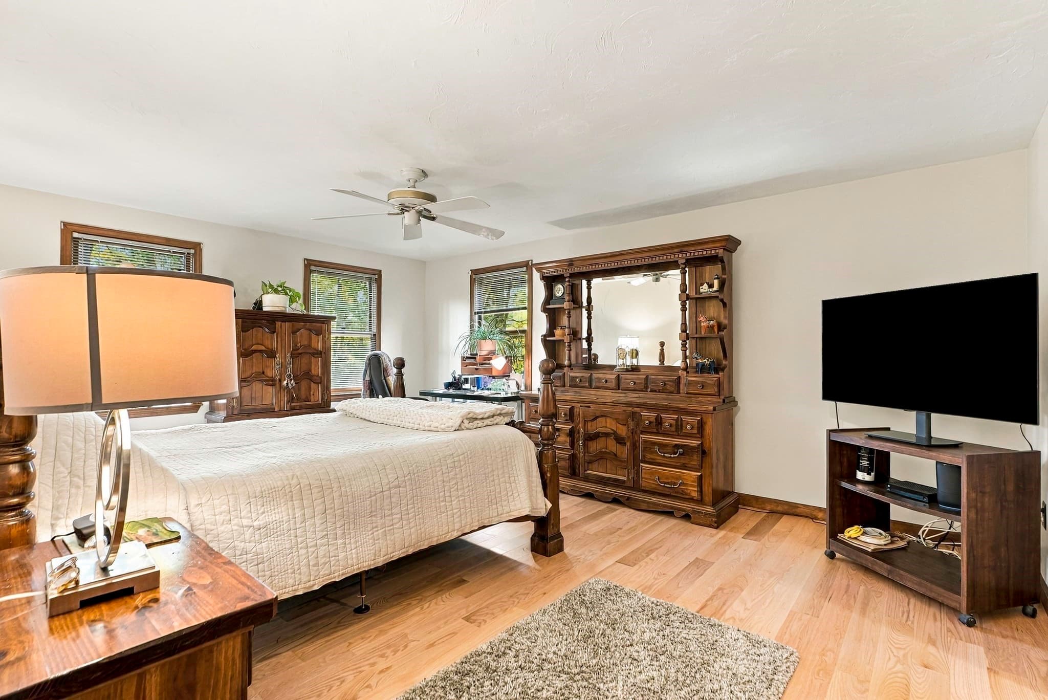 Single Family Residence at 25 Granite Cir, Millville MA 01529, Millville, photo 18 of 42