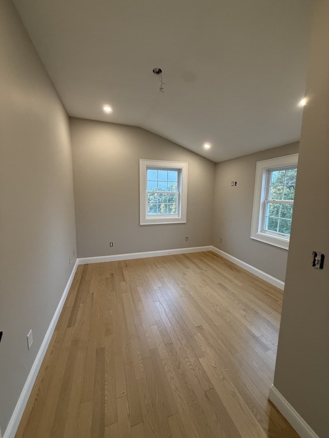 Single Family Residence at 40 Brooks Pond Rd, Spencer MA 01562, photo 23 of 40