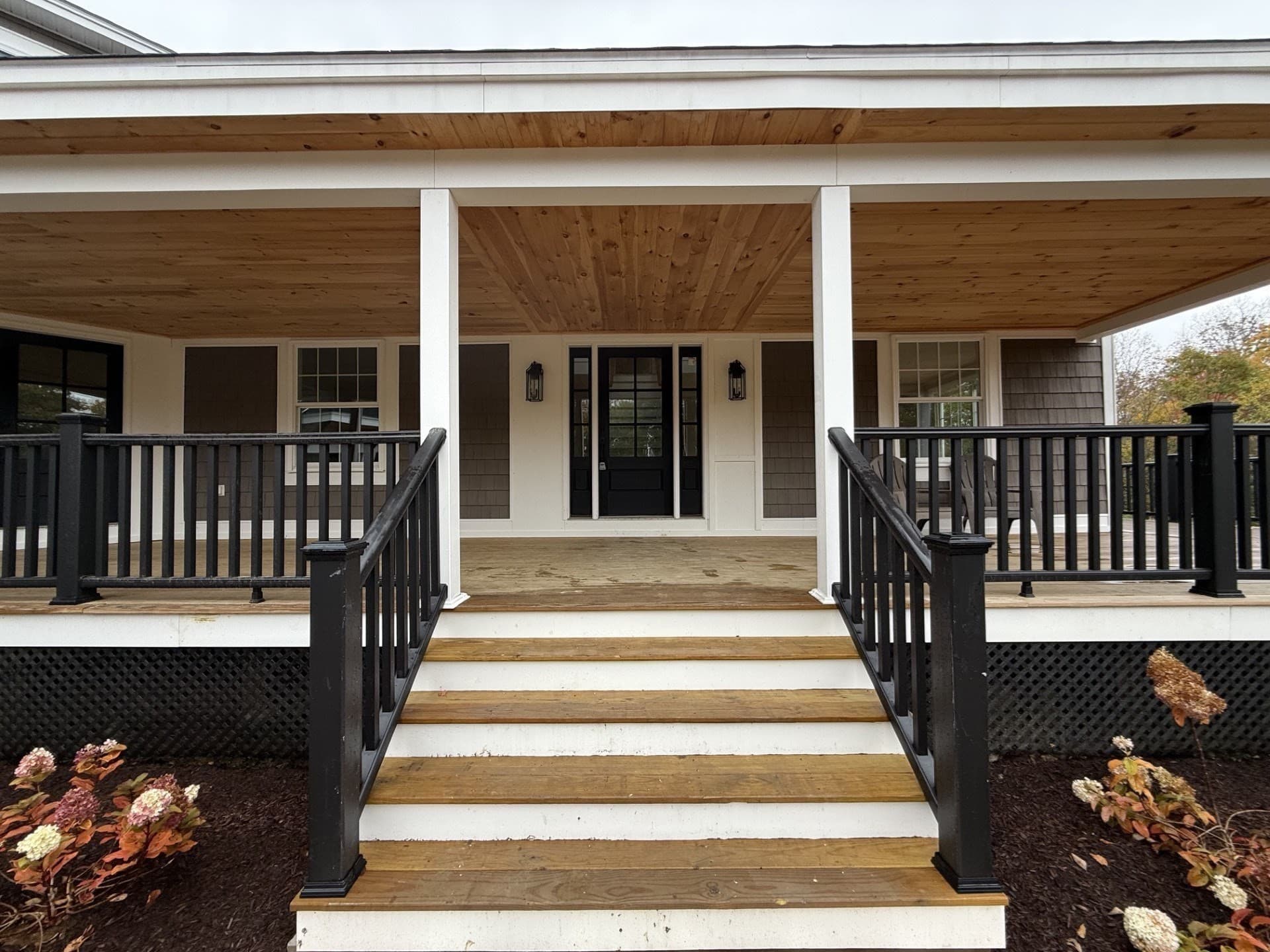 Single Family Residence at 40 Brooks Pond Rd, Spencer MA 01562, photo 5 of 40