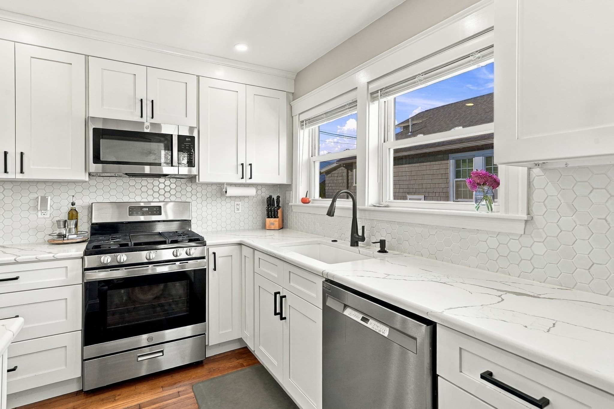 Multi Family at 32-34 Fuller St, Everett MA 02149, photo 12 of 42