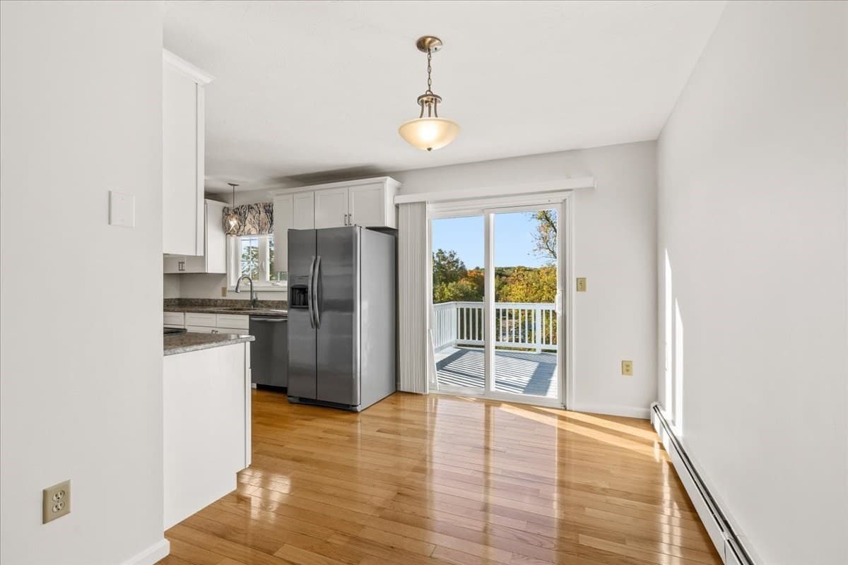 Single Family Residence at 20 Lincoln St, Millville MA 01529, Millville, photo 11 of 30