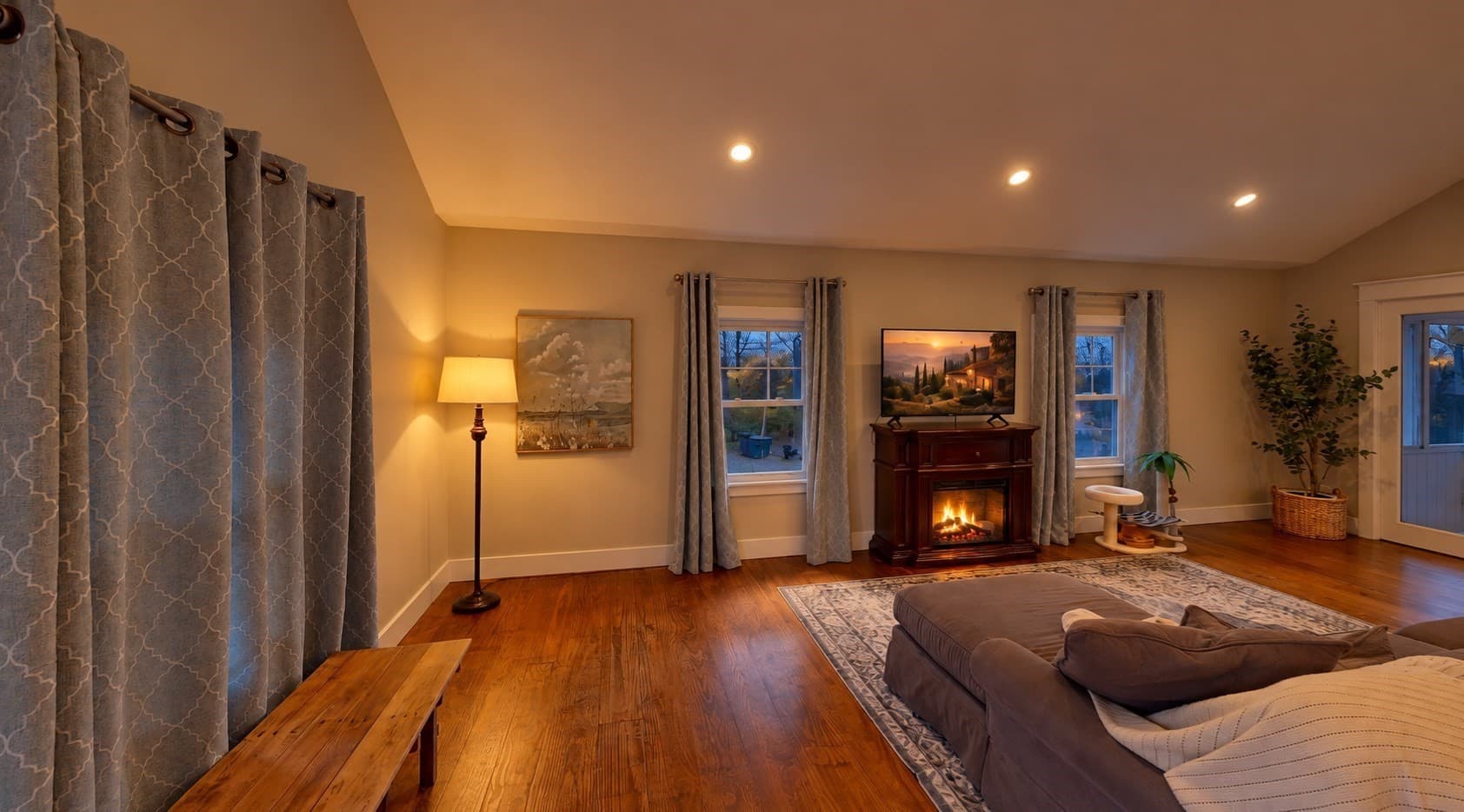 Single Family Residence at 51 Warren Rd, Brimfield MA 01010, photo 11 of 27