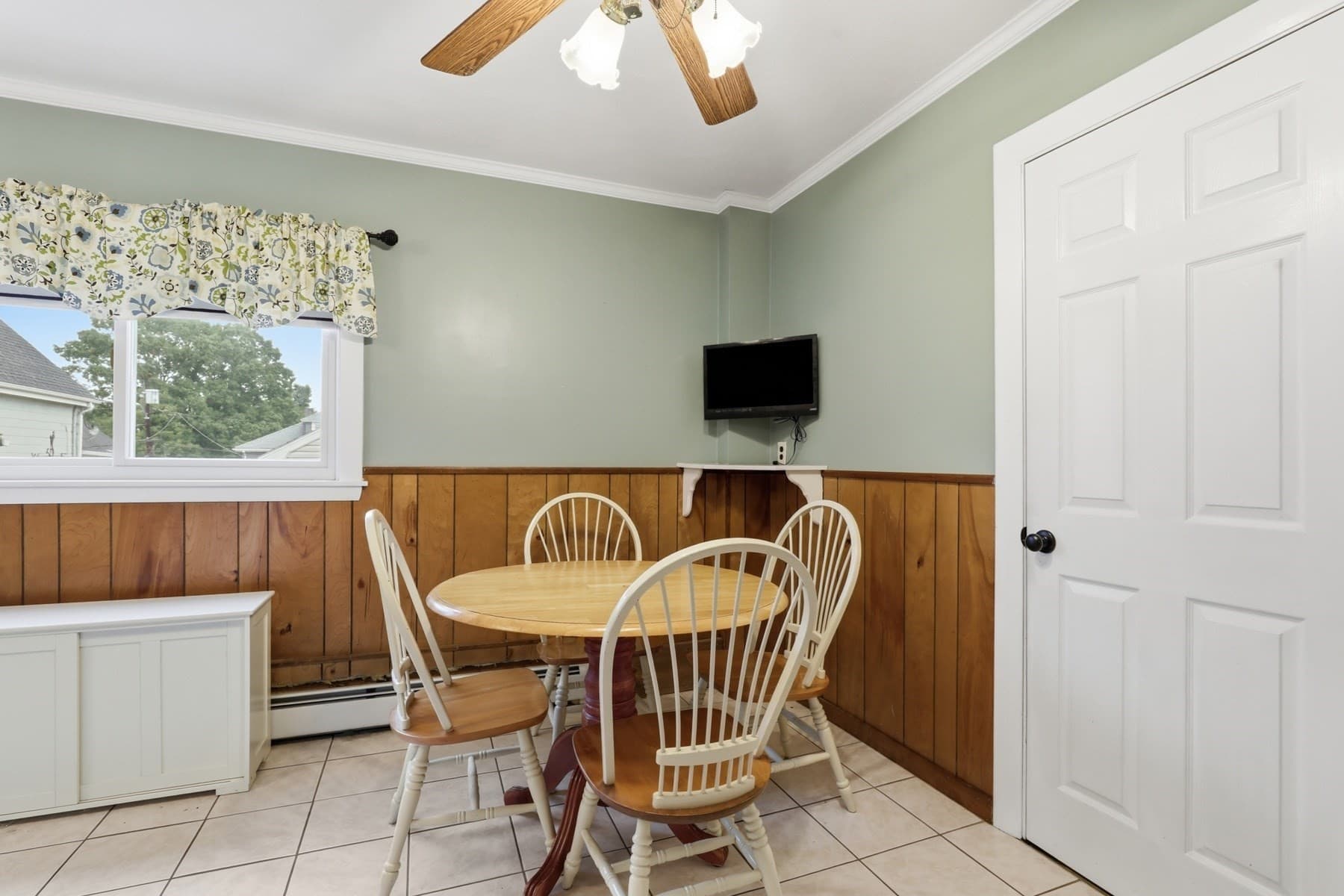 Single Family Residence at 9 Rust St, Lynn MA 01902, Lynn, photo 12 of 29