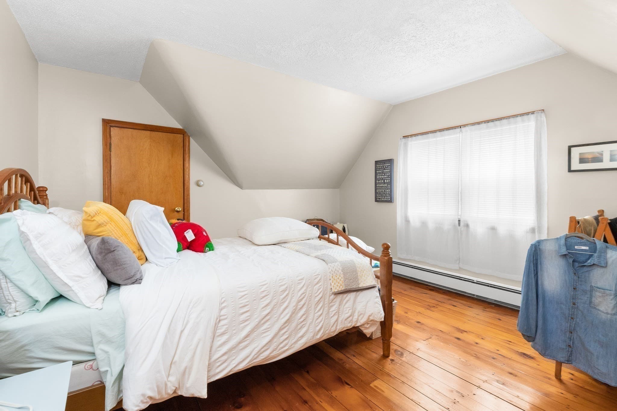 4 Family at 221-223 Pine St., Lowell MA 01851, Lowell, photo 10 of 38
