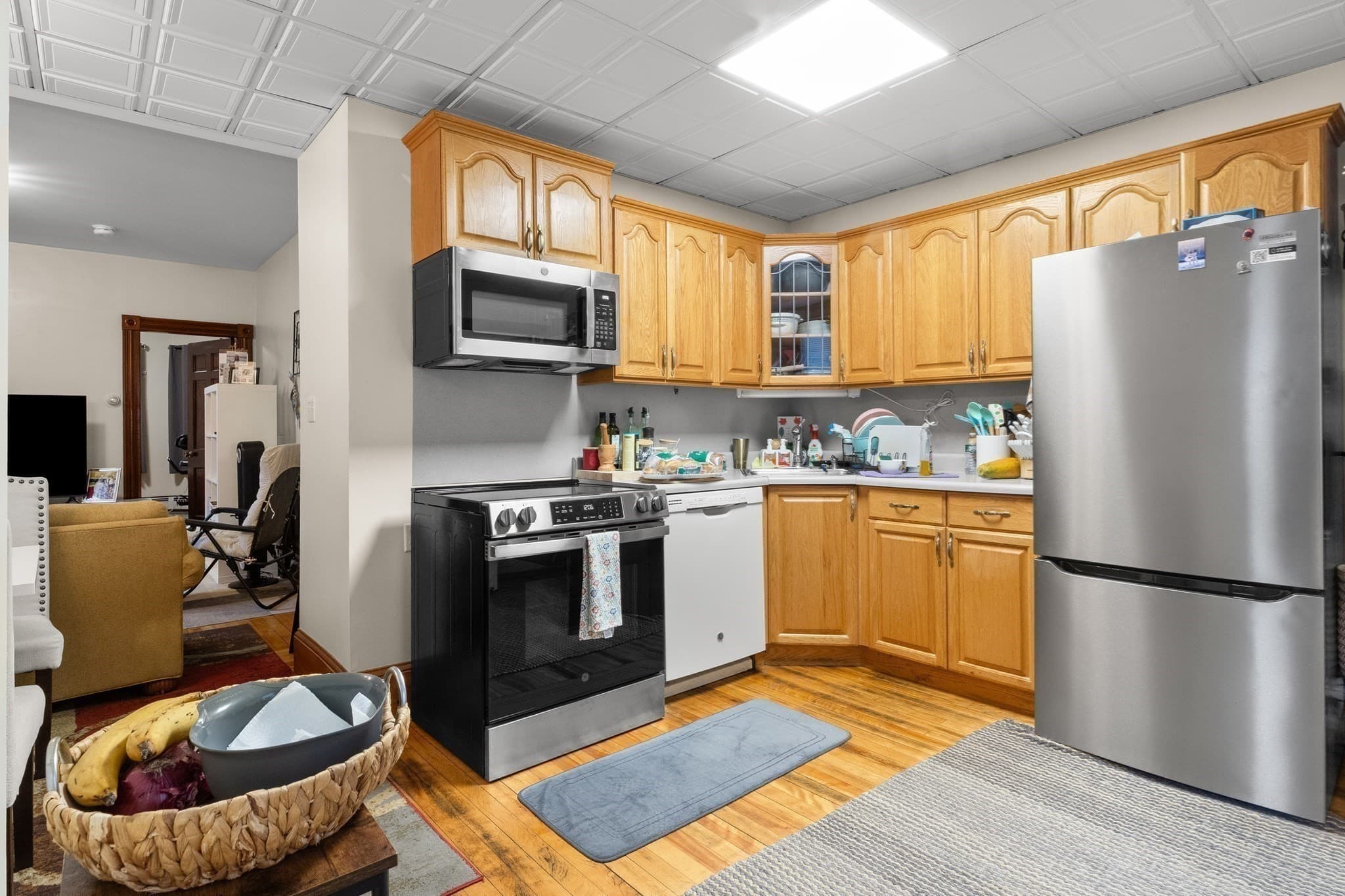 4 Family at 221-223 Pine St., Lowell MA 01851, Lowell, photo 11 of 38