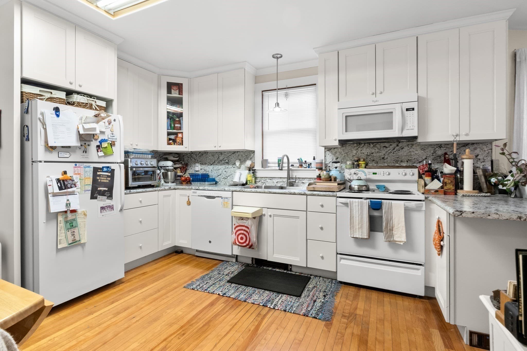 4 Family at 221-223 Pine St., Lowell MA 01851, Lowell, photo 4 of 38