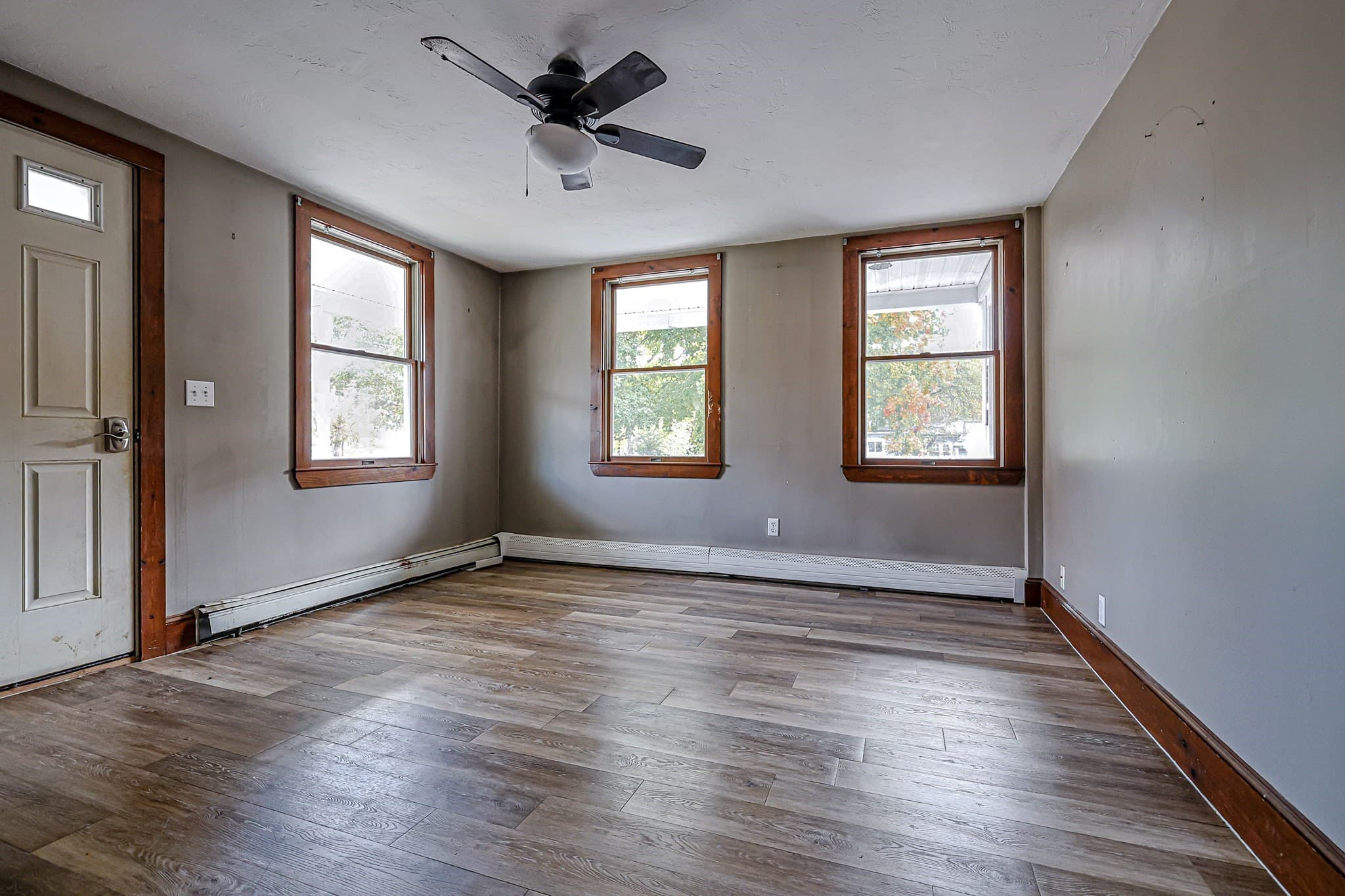 Multi Family at 208 Railroad, Abington MA 02351, Abington, photo 7 of 42