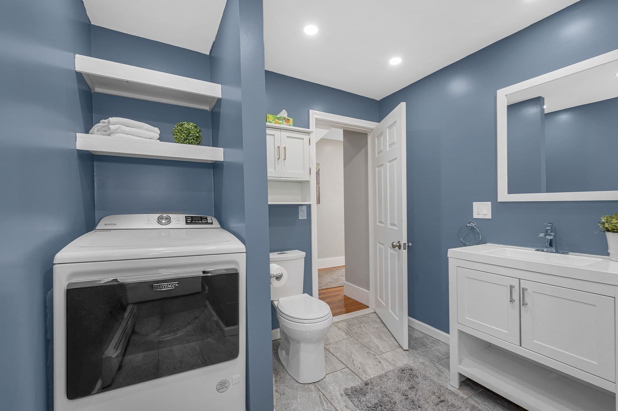 Single Family Residence at 2 Ingalls St, Woburn MA 01801, photo 13 of 30