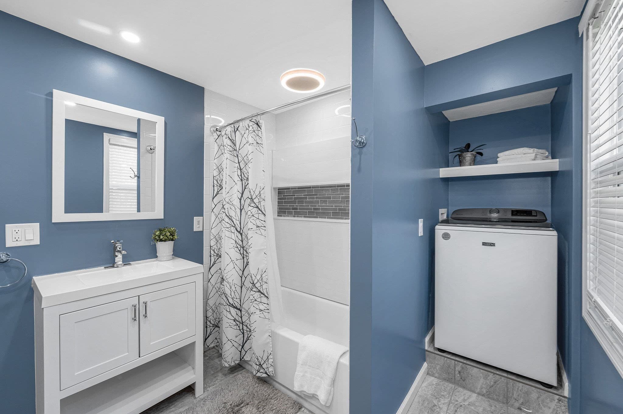 Single Family Residence at 2 Ingalls St, Woburn MA 01801, photo 12 of 30