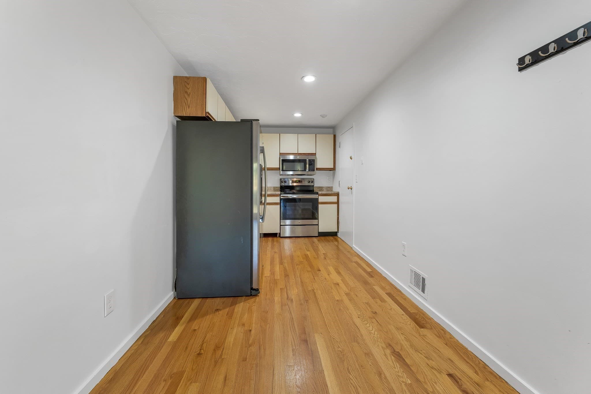 Condominium at 189 Littleton Rd # 44, Chelmsford MA 01824, Chelmsford, photo 9 of 26