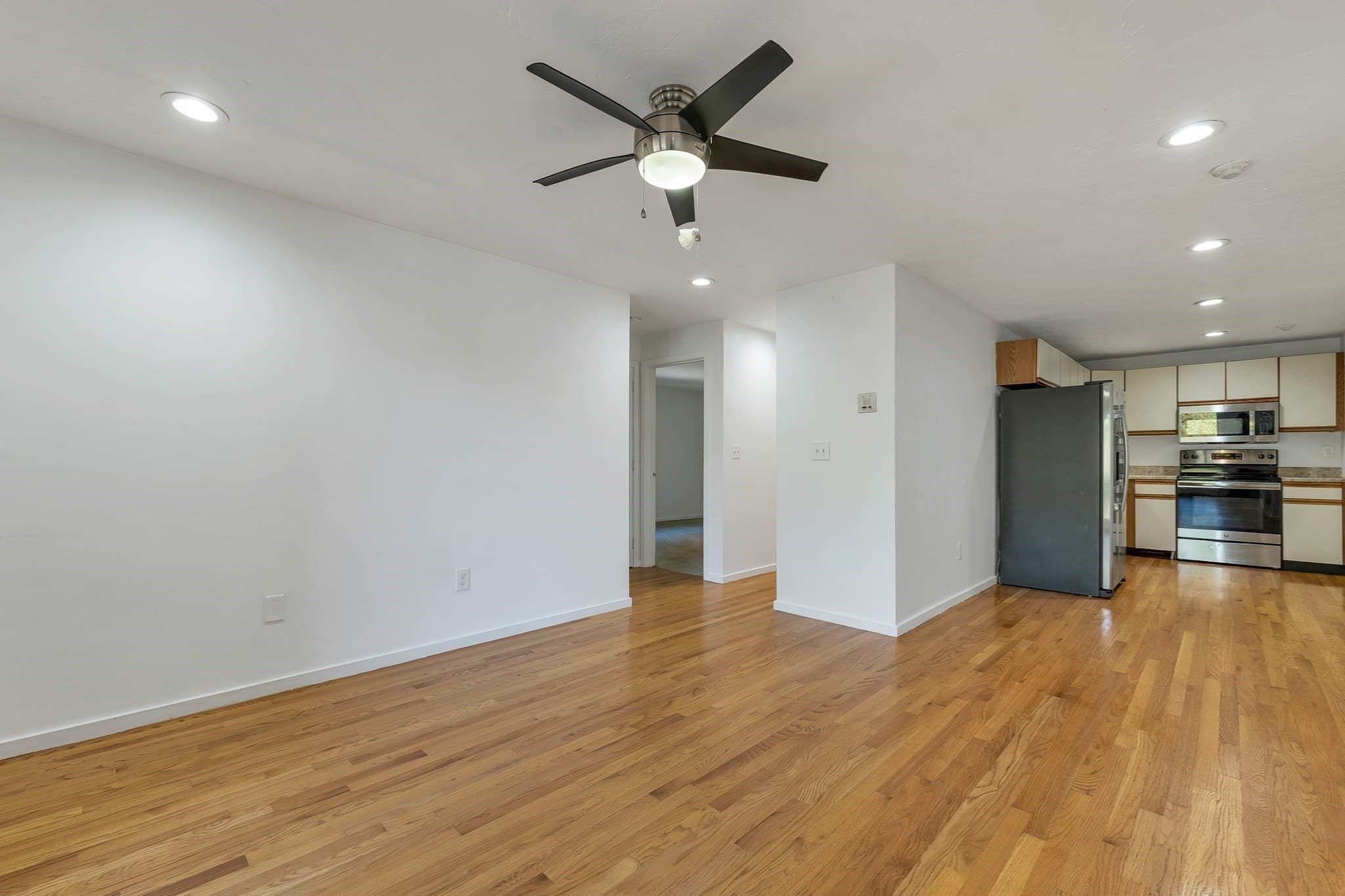 Condominium at 189 Littleton Rd # 44, Chelmsford MA 01824, Chelmsford, photo 10 of 26