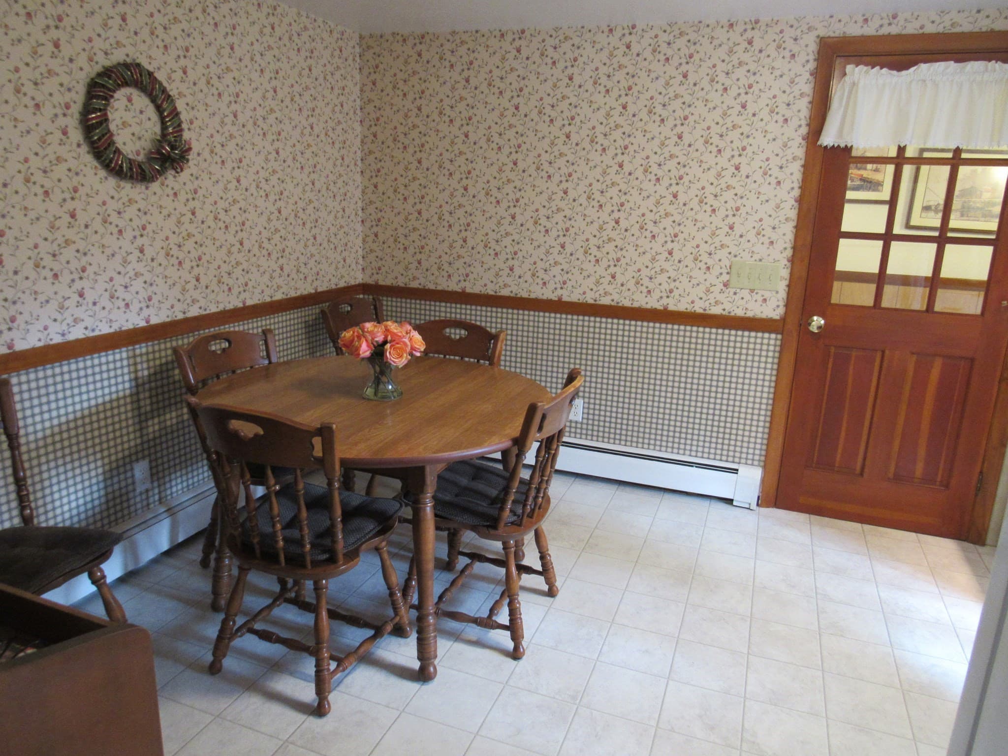 Single Family Residence at 14 Pinegrove Rd, Hingham MA 02043, photo 7 of 20