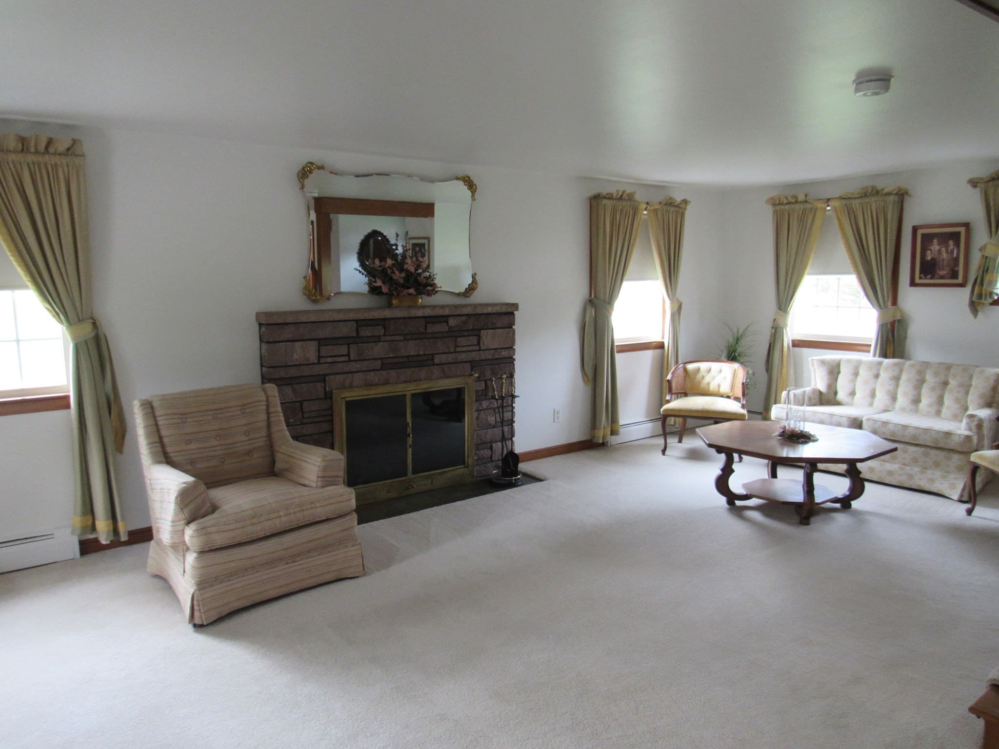 Single Family Residence at 14 Pinegrove Rd, Hingham MA 02043, photo 11 of 20