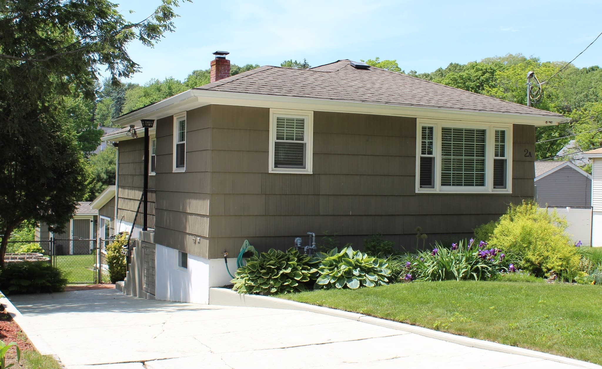Single Family Residence at 2A South Edlin, Worcester MA 01603, photo 2 of 24