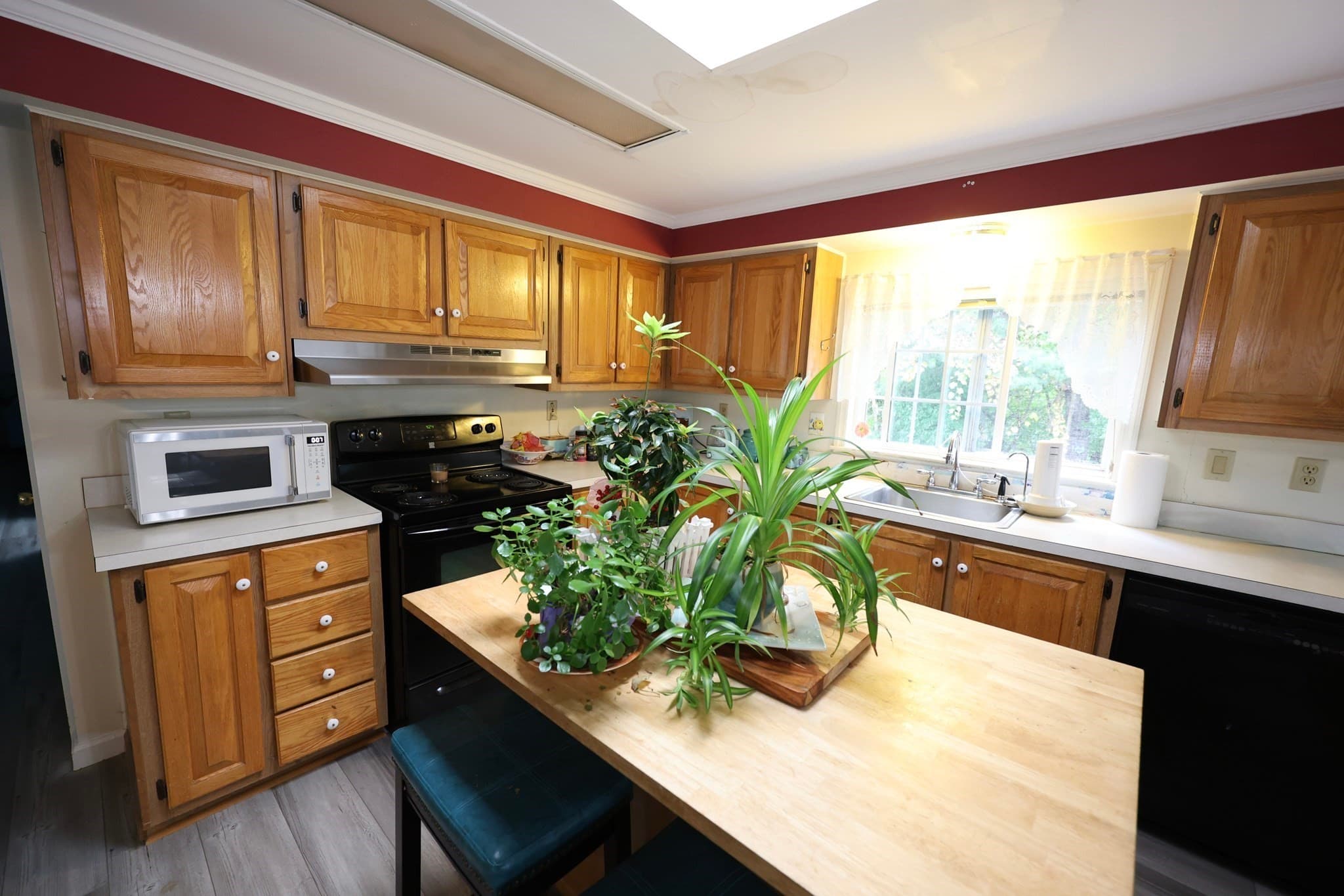 Single Family Residence at 18 B Leisurewoods Drive, Rockland MA 02370, Rockland, photo 9 of 28