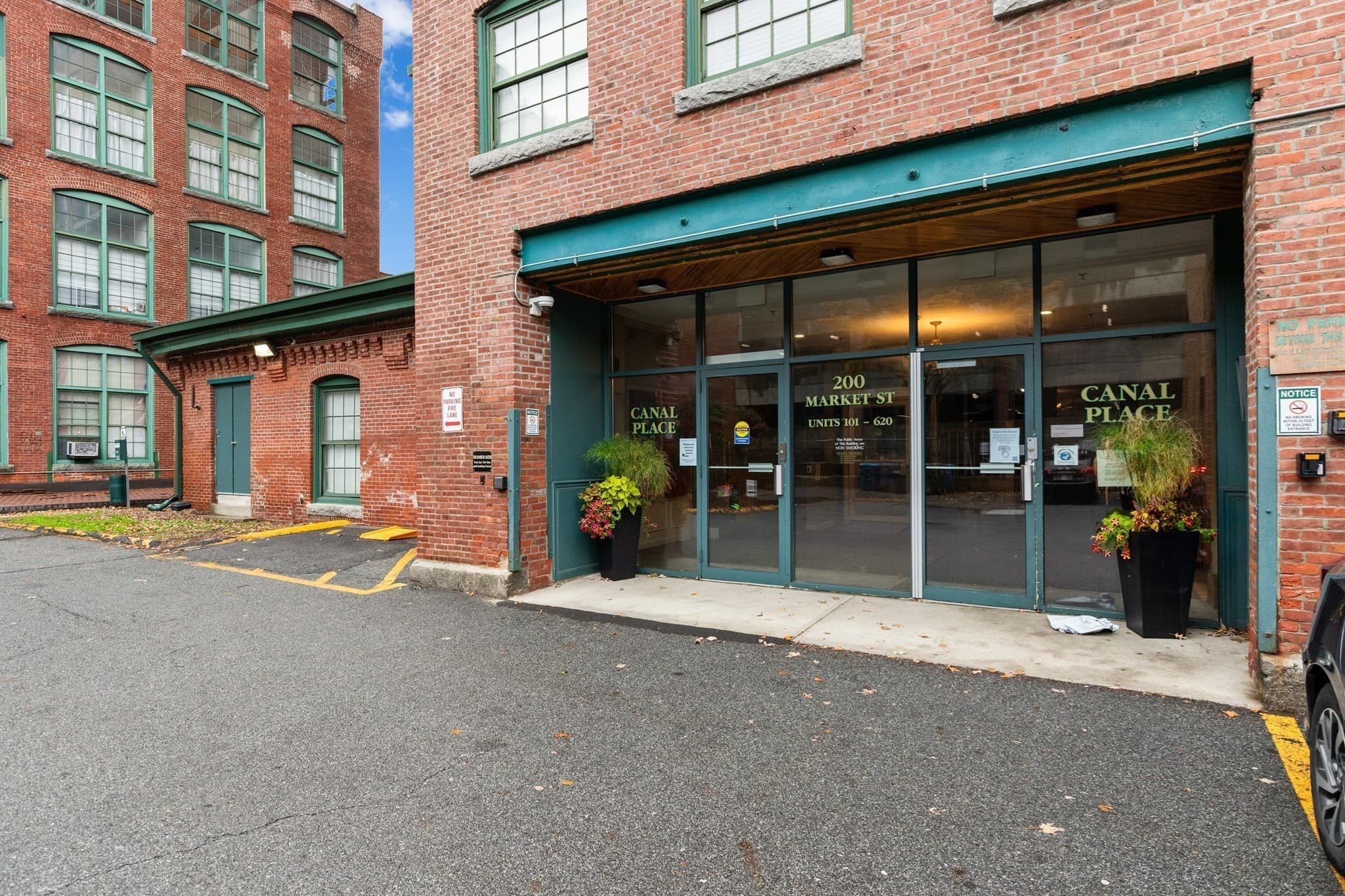 Condominium at 200 Market Street # 413, Lowell MA 01852, photo 2 of 34