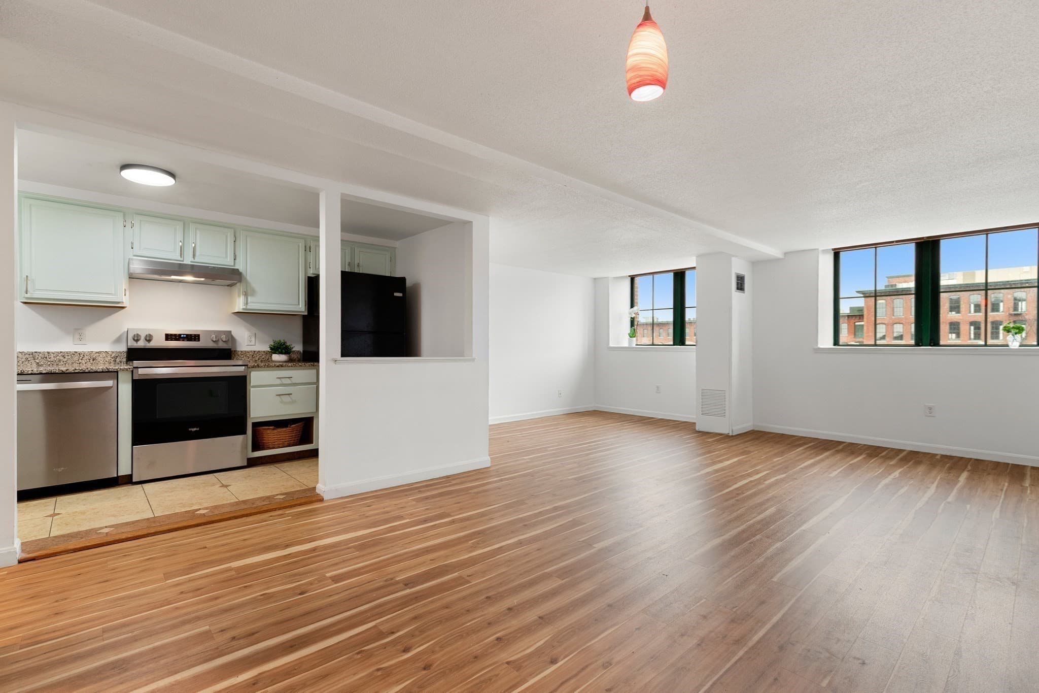 Condominium at 200 Market Street # 413, Lowell MA 01852, photo 6 of 34