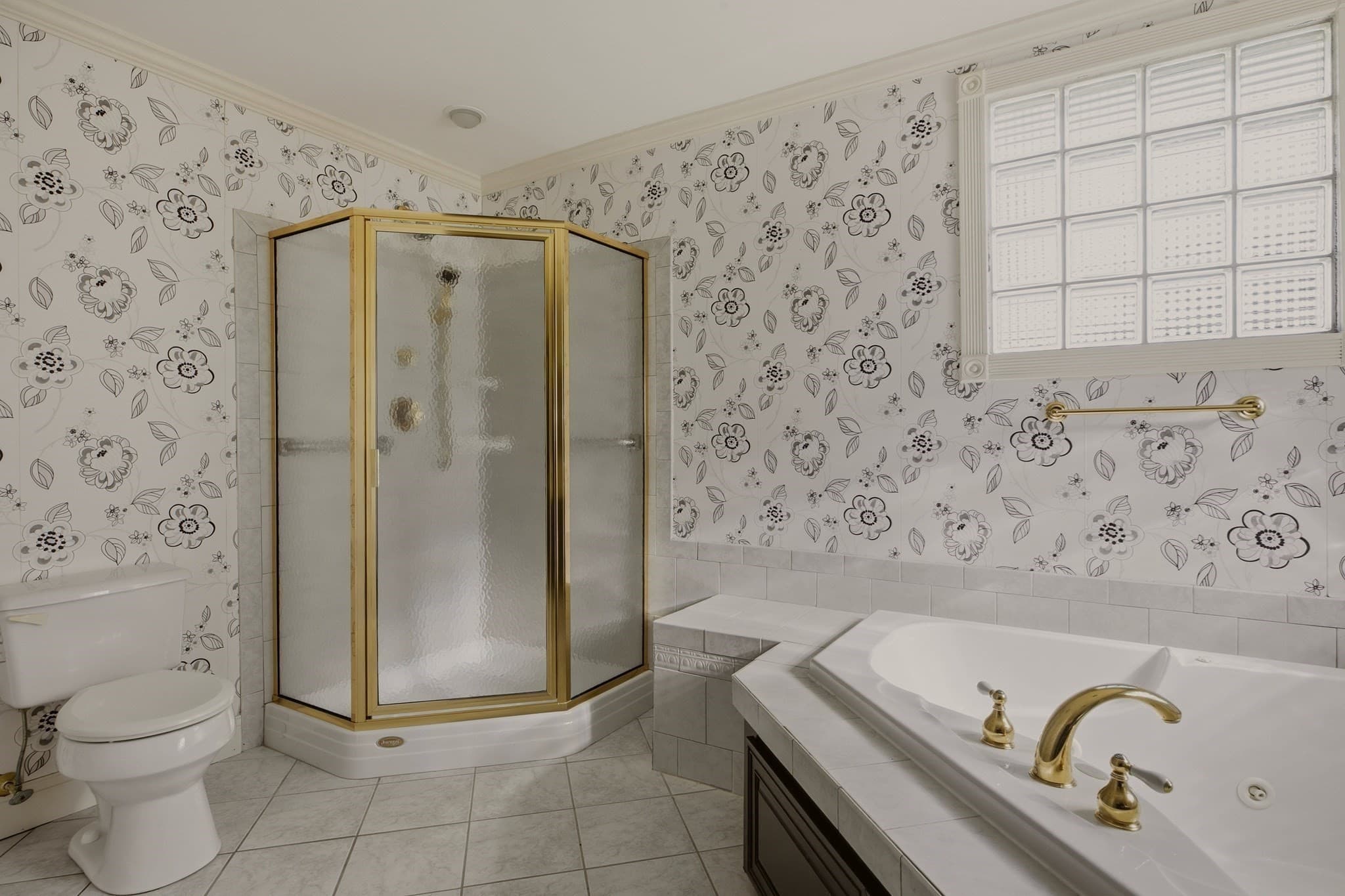 Single Family Residence at 331 Albany St, Fall River MA 02720, Fall River, photo 15 of 42