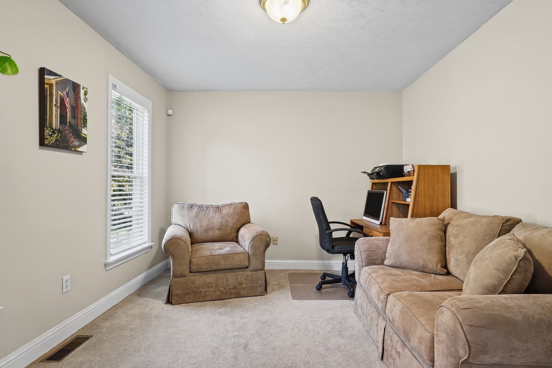 Single Family Residence at 2 Claridge Rd, Seekonk MA 02771, photo 17 of 42