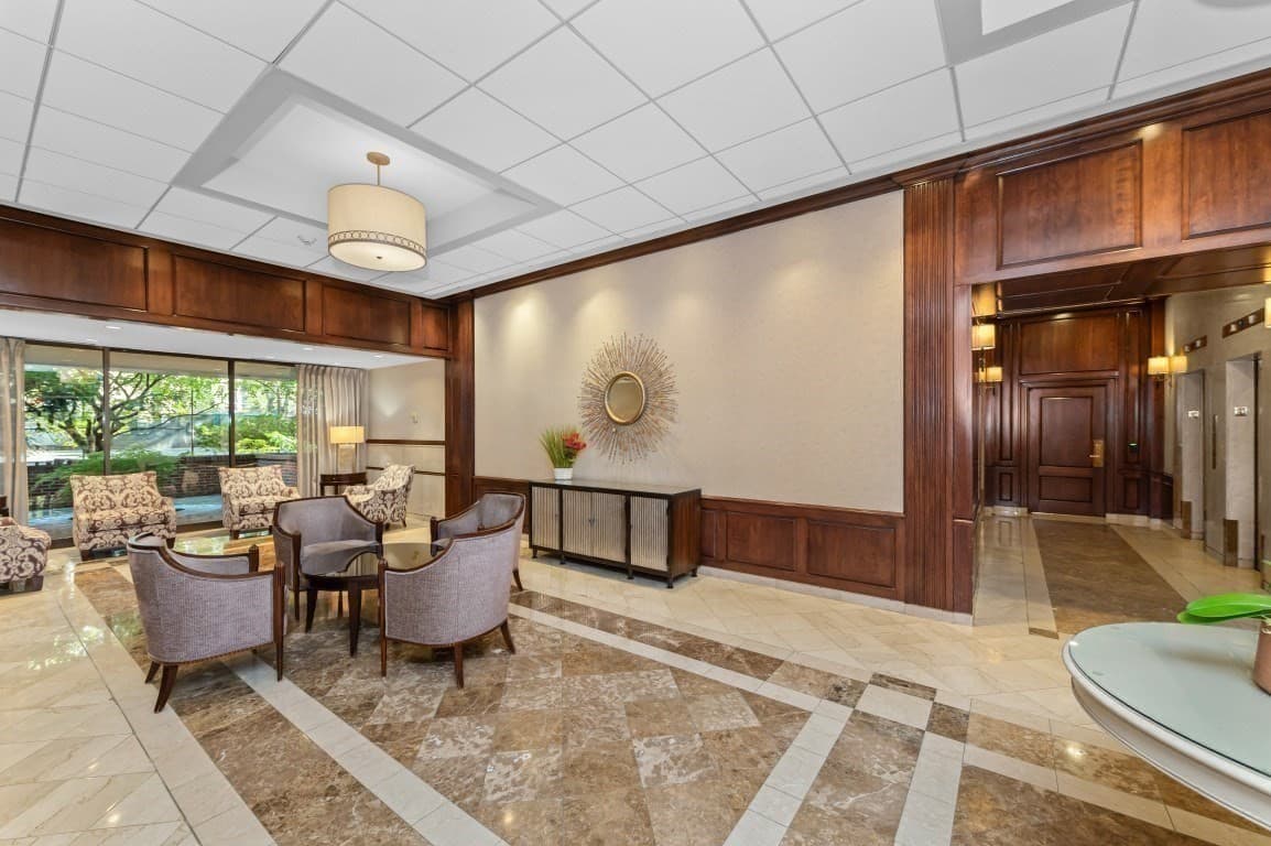 Condominium at 2 Hawthorne Place # 15R, Boston MA 02114, Boston, photo 23 of 24