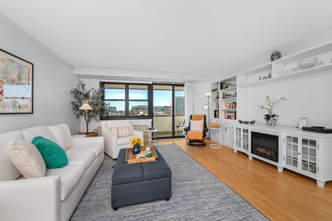 Condominium at 2 Hawthorne Place # 15R, Boston MA 02114, Boston, photo 2 of 24