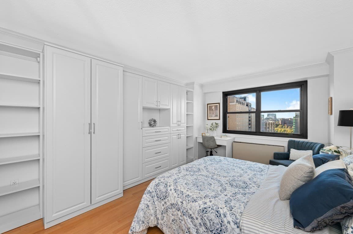 Condominium at 2 Hawthorne Place # 15R, Boston MA 02114, Boston, photo 16 of 24