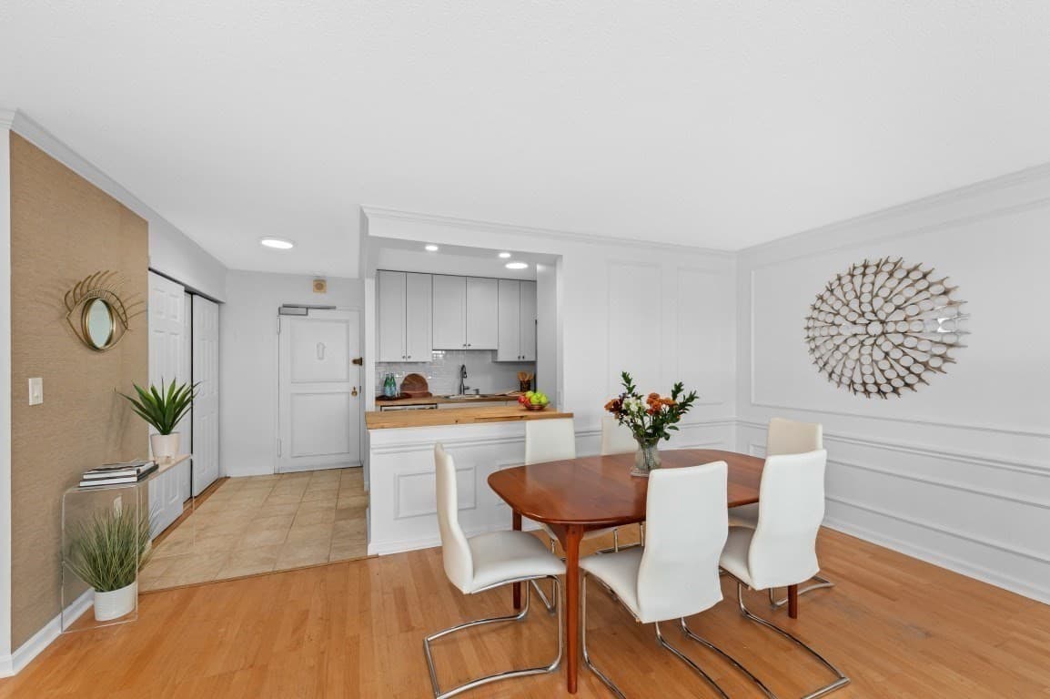 Condominium at 2 Hawthorne Place # 15R, Boston MA 02114, Boston, photo 7 of 24
