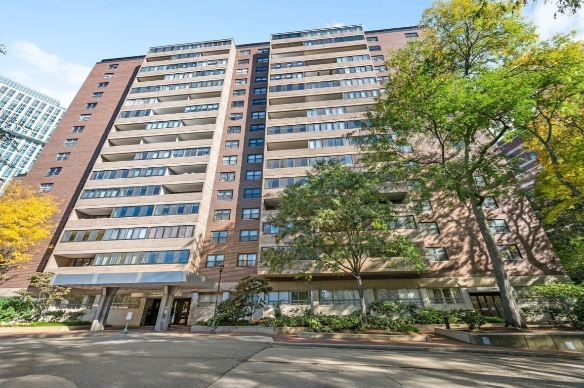 Condominium at 2 Hawthorne Place # 15R, Boston MA 02114, Boston, photo 19 of 24