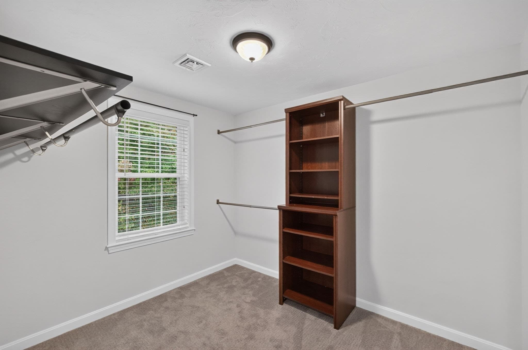 Single Family Residence at 45 Metacomet Ave, Taunton MA 02718, Taunton, photo 26 of 42