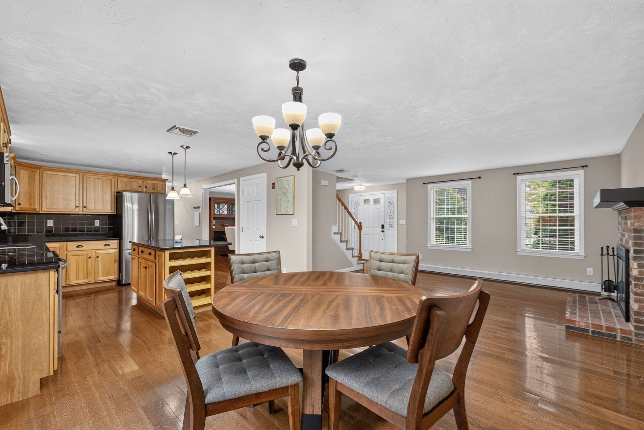 Single Family Residence at 45 Metacomet Ave, Taunton MA 02718, Taunton, photo 7 of 42