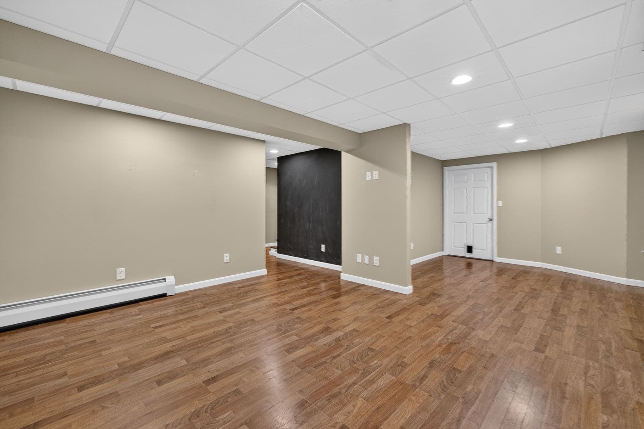 Single Family Residence at 45 Metacomet Ave, Taunton MA 02718, Taunton, photo 32 of 42